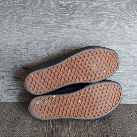 Black Low Top Vans Unisex Men 6 Women 7.5 - Picture 8 of 10